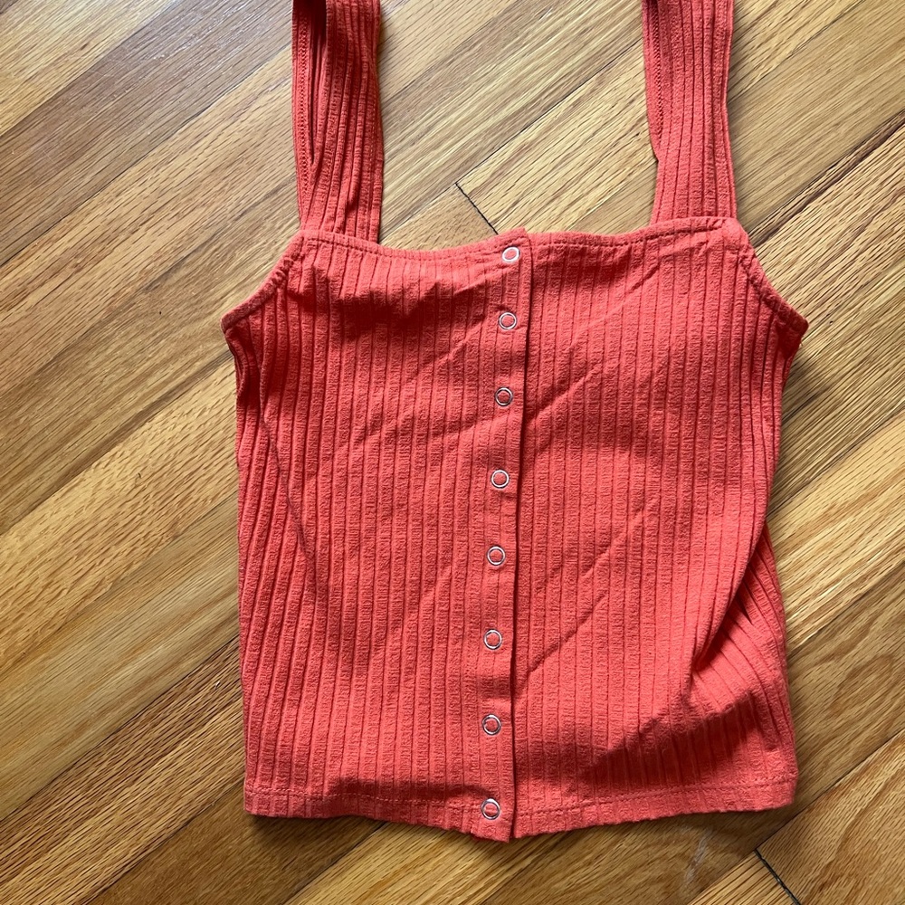 Forever 21 tank
